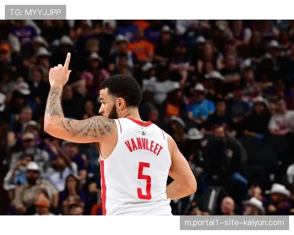 阿门·汤普森9助攻0失误盘活火箭进攻 团队传导比对手快1.3秒 阿门·汤普森9助攻0失误盘活火箭进攻 团队传导比对手快1.3秒